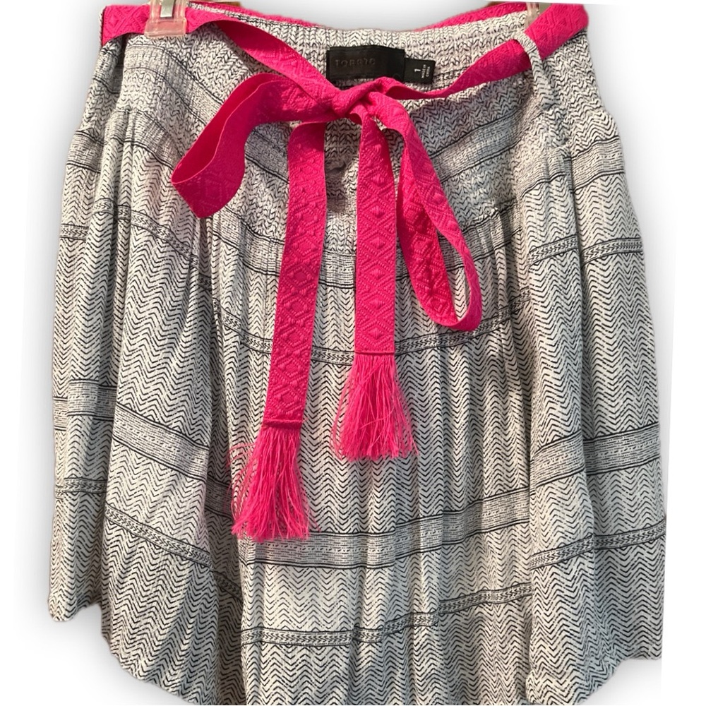 TORRID SKORT